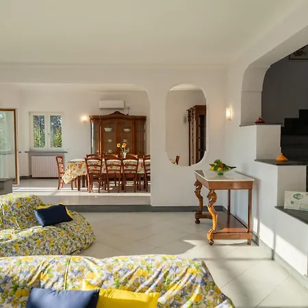 Vila Old Old Casa Vacanze Massa Lubrense